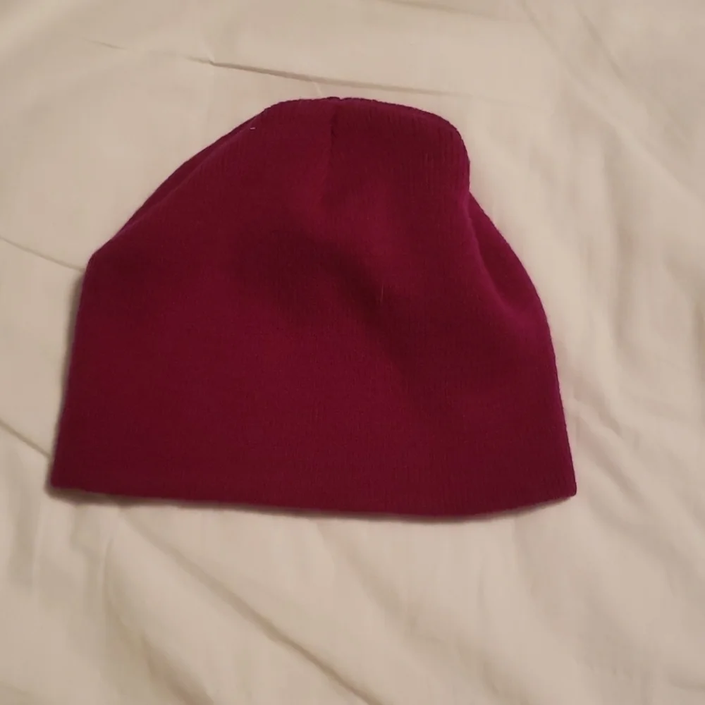 No Boundaries slouchy Y2K skater beanie cap